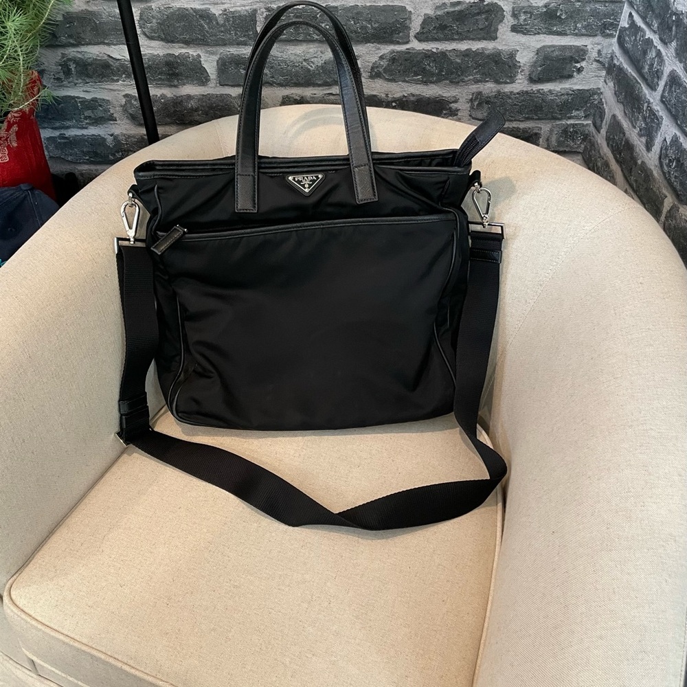 Authentic Prada Saffiano Re-Nylon Men’s Unisex Tote Shoulder Laptop Bag